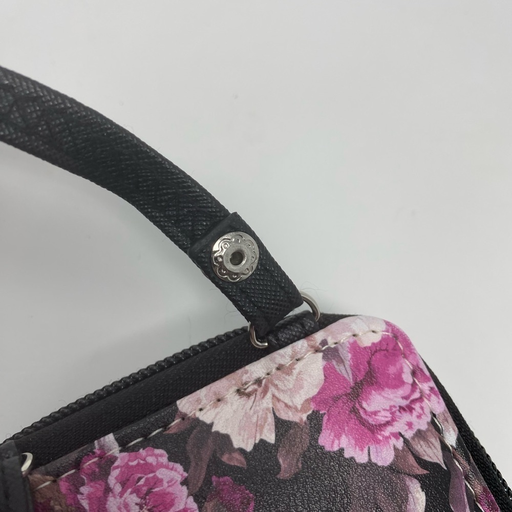 Women’s Travel Wallet/Phone Case with Removable Strap - Picture 5 of 5